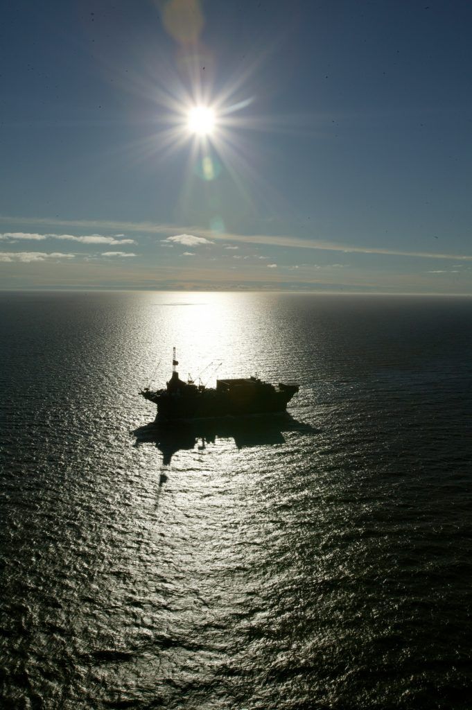 Navio SDC, perfurando no Mar de Beaufort