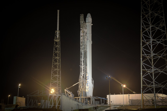 spacex_vertical_01