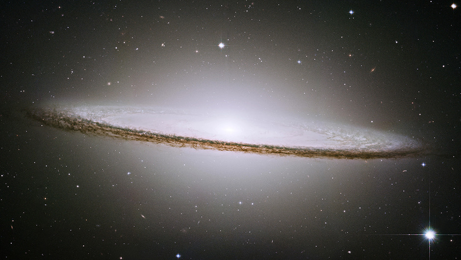 Bela imagem feita pelo Hubble da galáxia do Sombreiro.