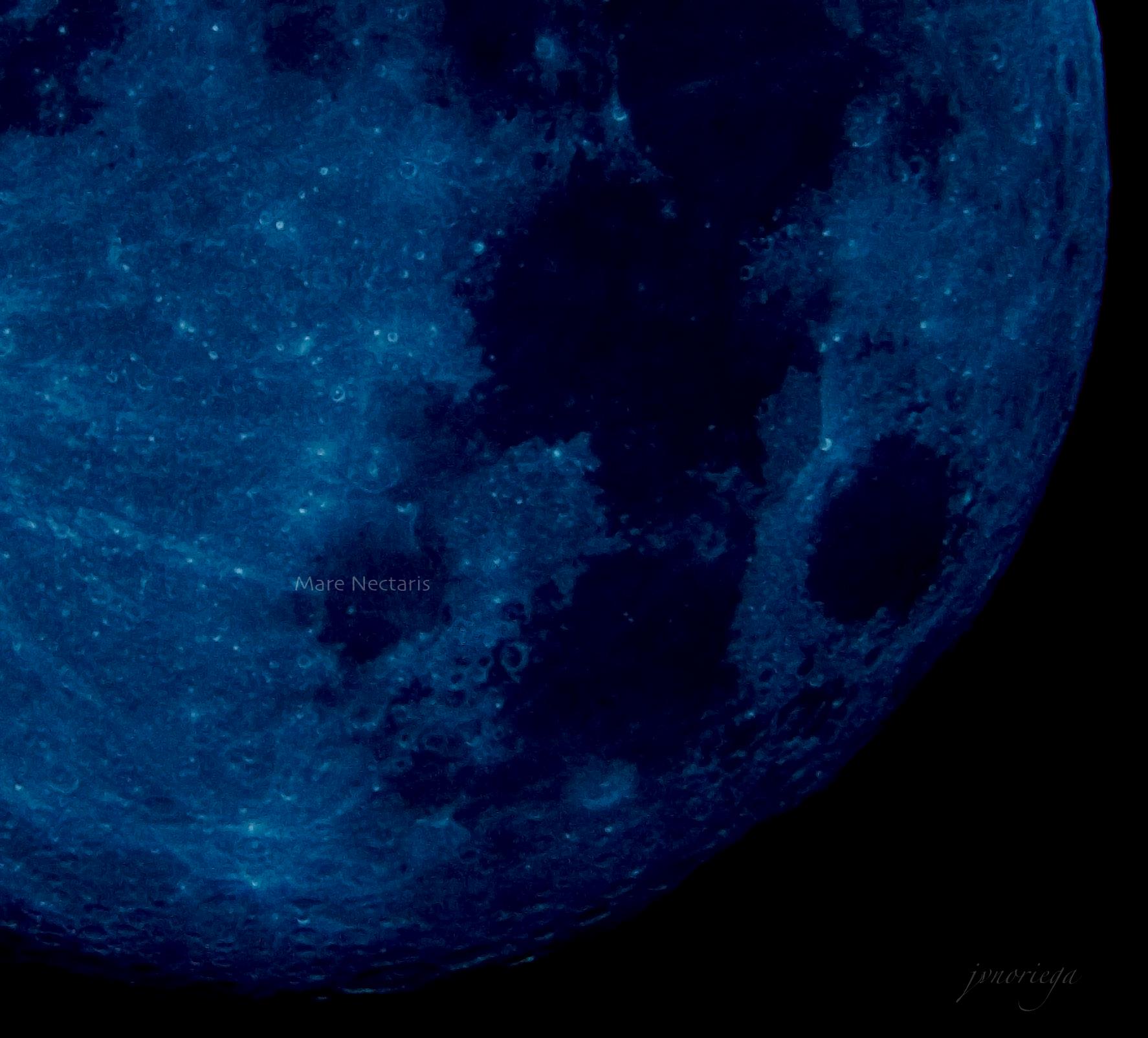 moon_blue_Jv_Noriega_8-3-2012