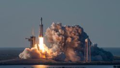 LANÇAMENTO FALCON HEAVY - JUPITER 3 - SEGUNDA TENTATIVA