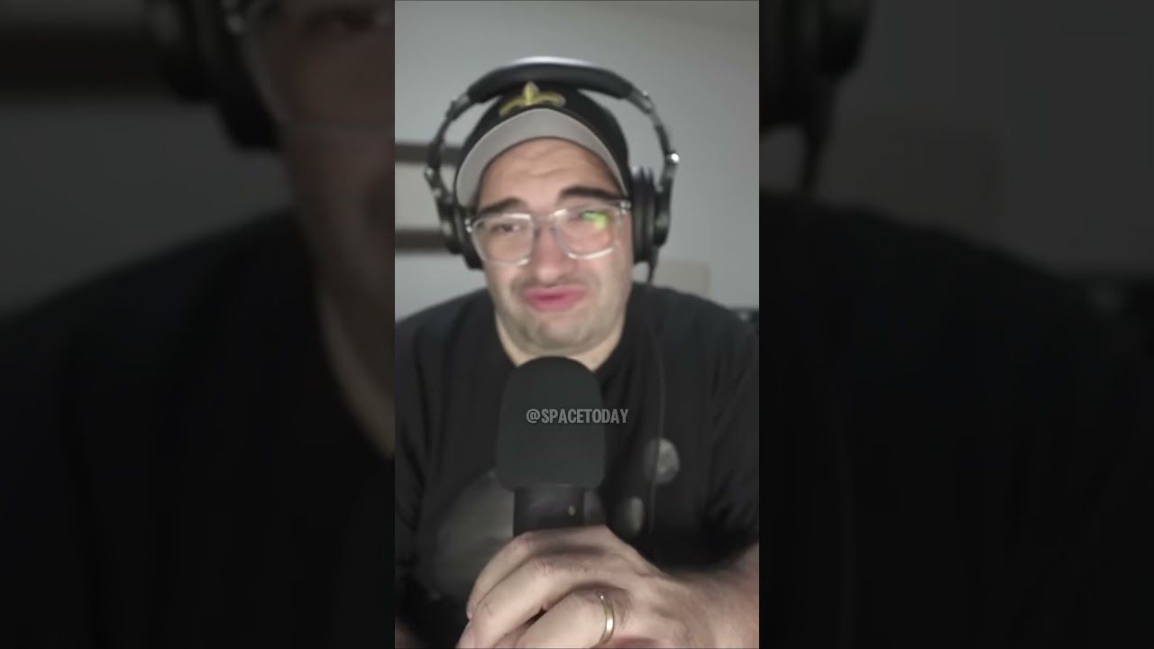 O Que é um ANEL de EINSTEIN?